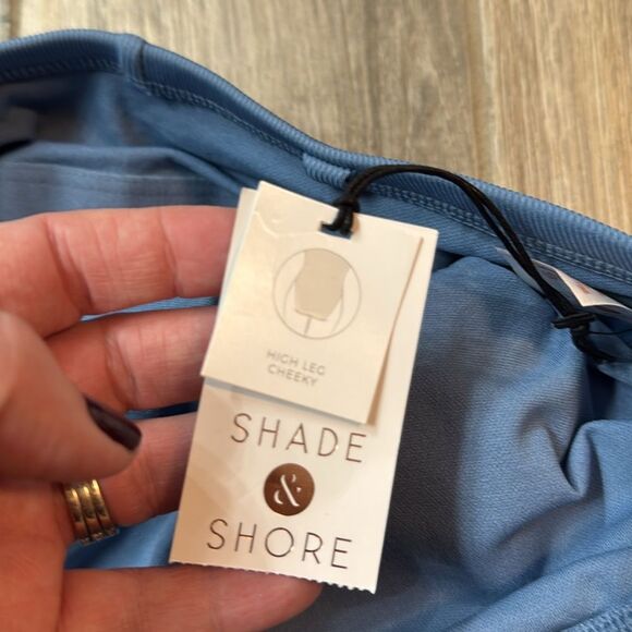 NWT Woman’s Shirred Ribbed Bandeau Cheeky‎ One-Piece Swimsuit Blue Medium - Picture 9 of 15